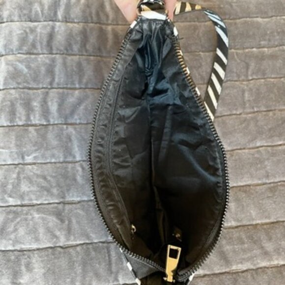 Zebra Print Mini Baguette Purse - Picture 7 of 7